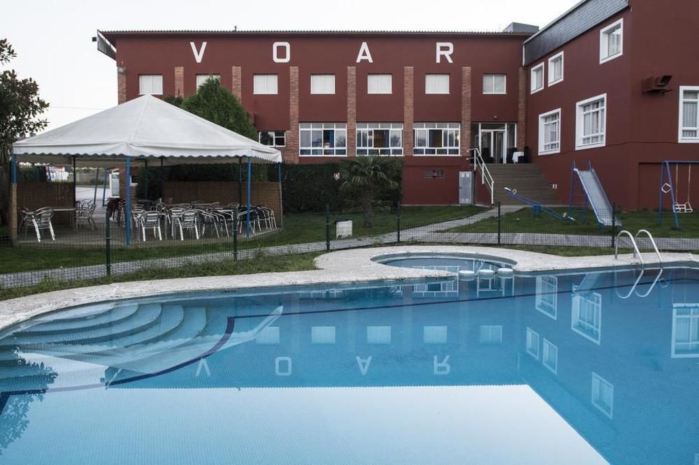 Hotel Voar รีบาเดโอ ภายนอก รูปภาพ